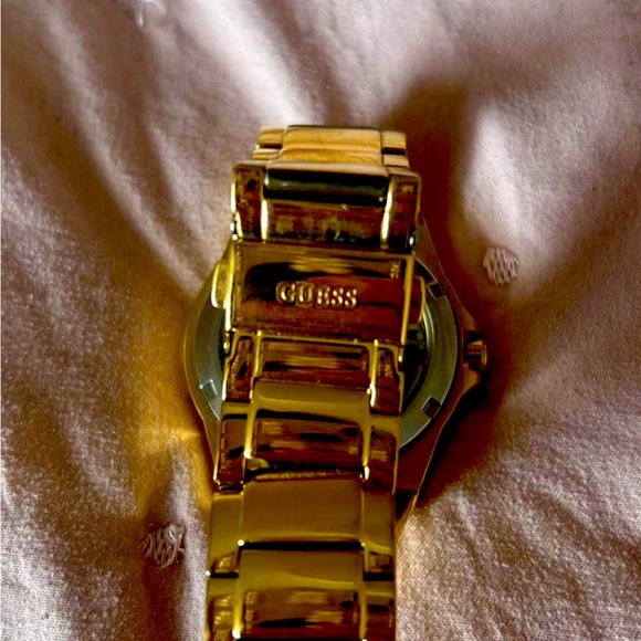 Guess Watch - Picture 2 of 2